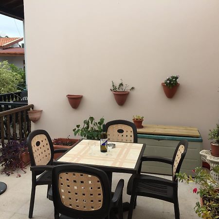 Limnaria Westpark Apartment Пафос Екстериор снимка