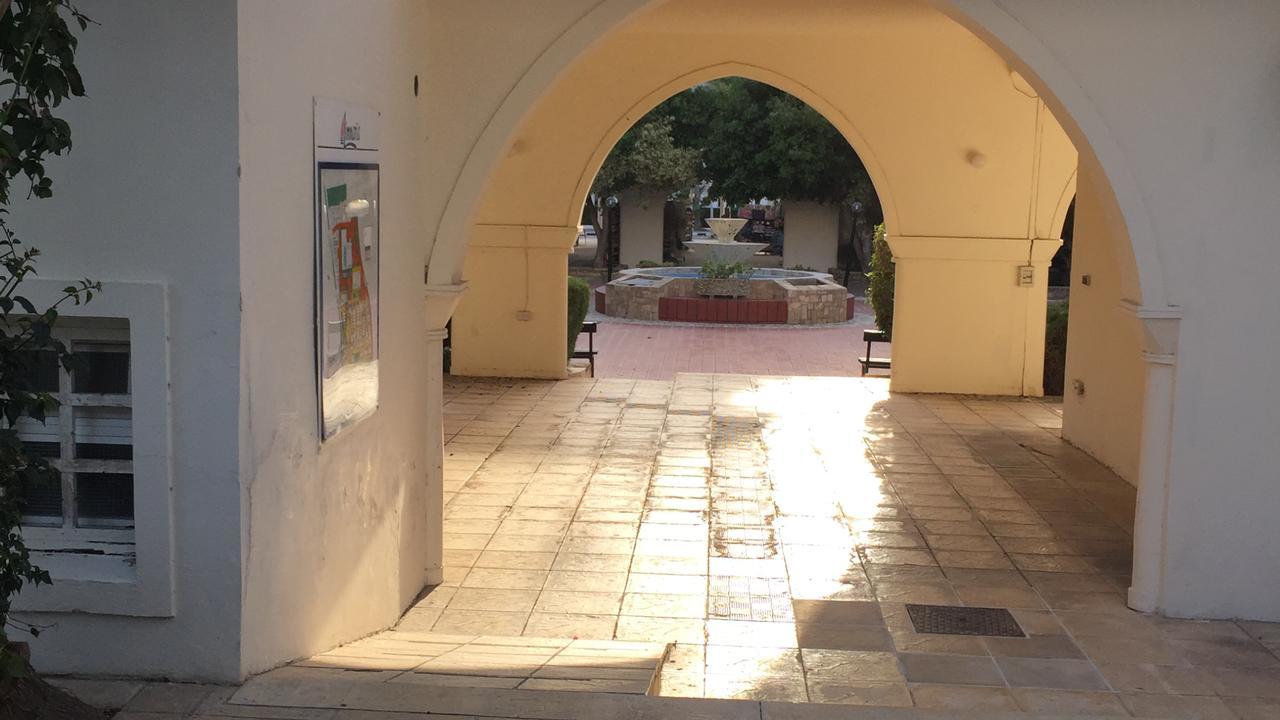 Limnaria Westpark Apartment Пафос Екстериор снимка